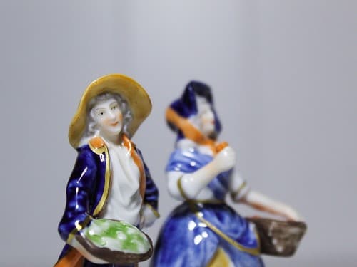 Antique Unterweissbach Dreden Hand Painted Farmers Porcelain Miniature Figurine - Thumbnail 6