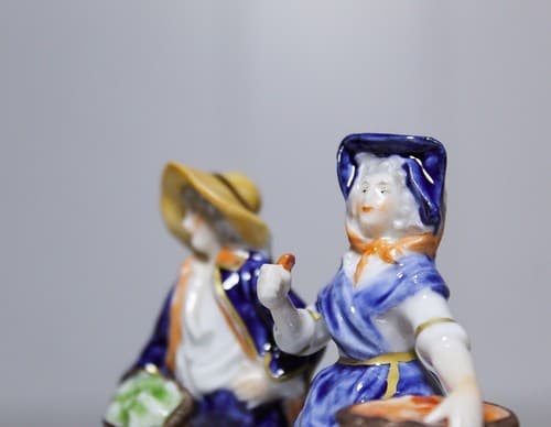 Antique Unterweissbach Dreden Hand Painted Farmers Porcelain Miniature Figurine - Thumbnail 7