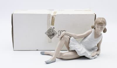 Nao By Lladro Spain Ballerina With Pigtails Porcelain Figurine Vintage In Box - Thumbnail 2