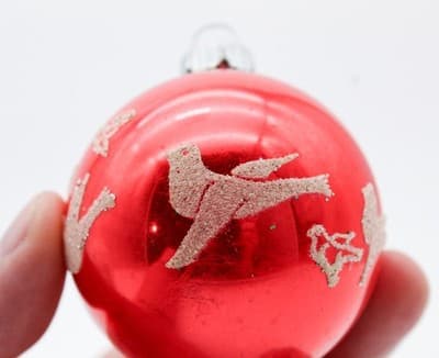 Shiny Brite Vintage Red Bird Dove Stencil Glittered Glass Christmas Ornament - Thumbnail 4