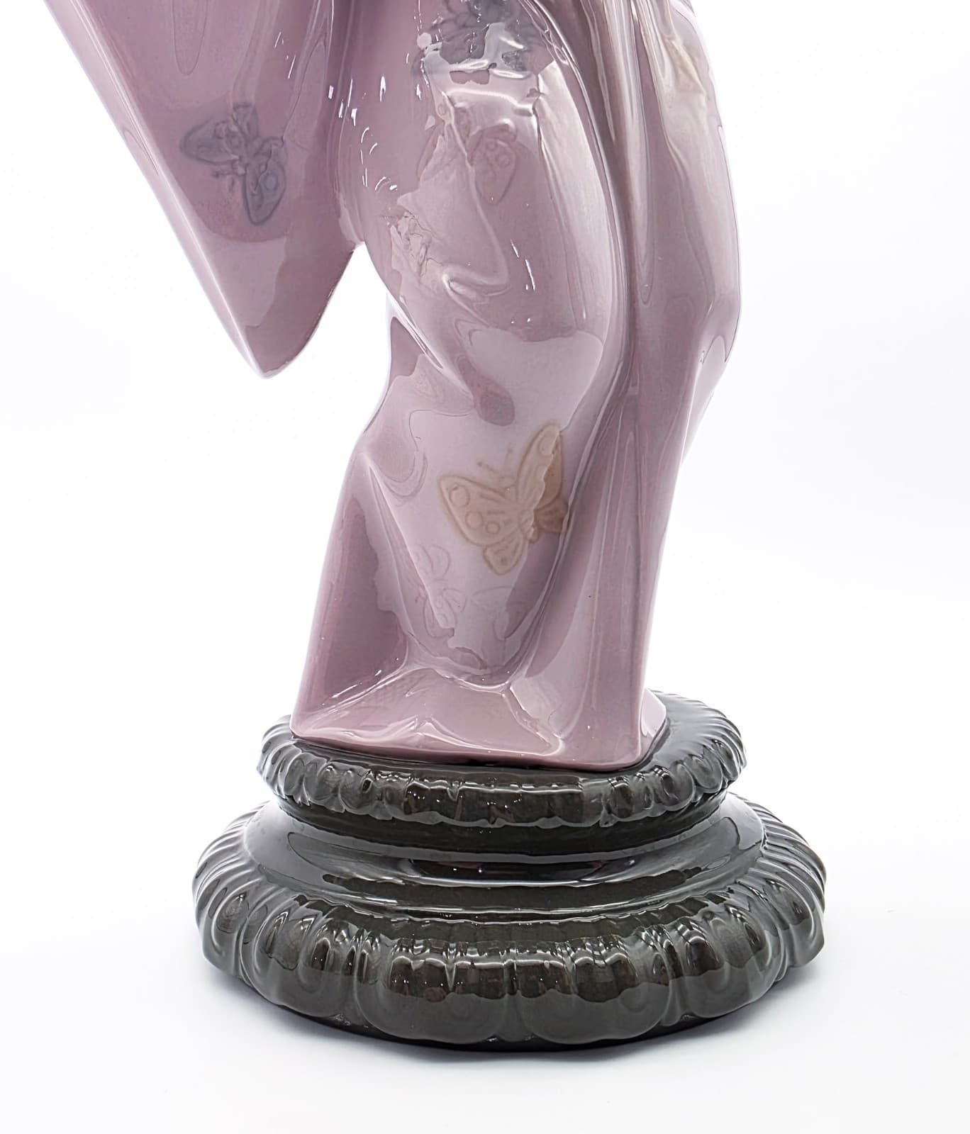 Lladro Madame Butterfly #4991 Spain Glazed Porcelain Figure By Salvador Debon - Thumbnail 11