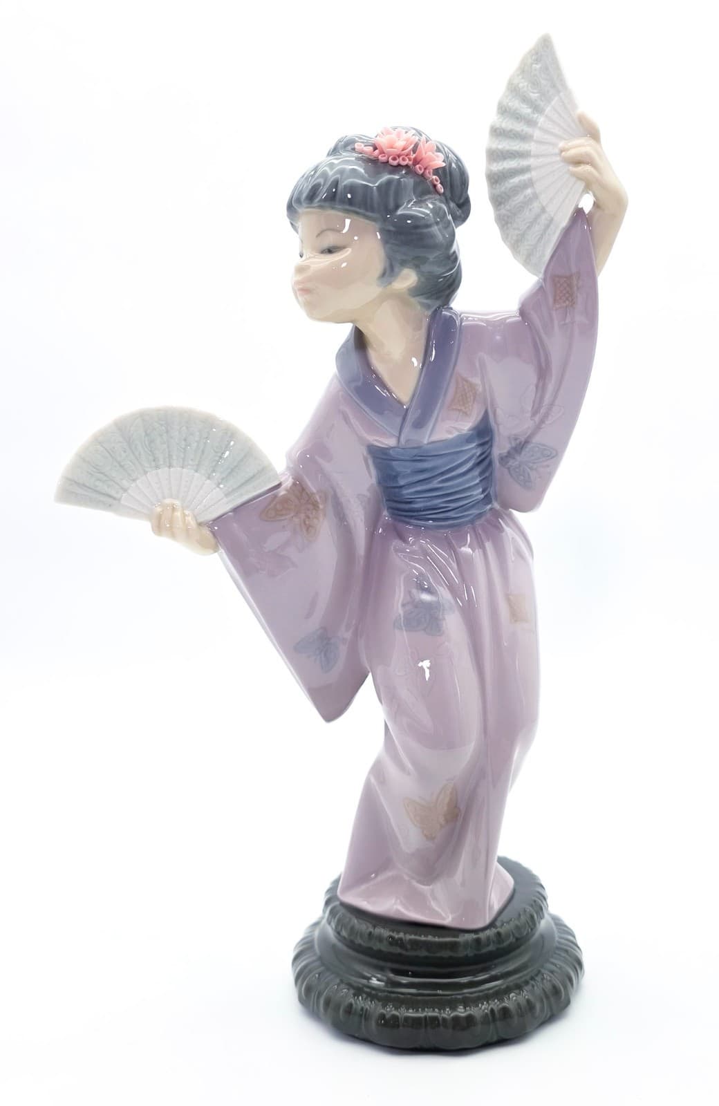 Lladro Madame Butterfly #4991 Spain Glazed Porcelain Figure By Salvador Debon - Thumbnail 3