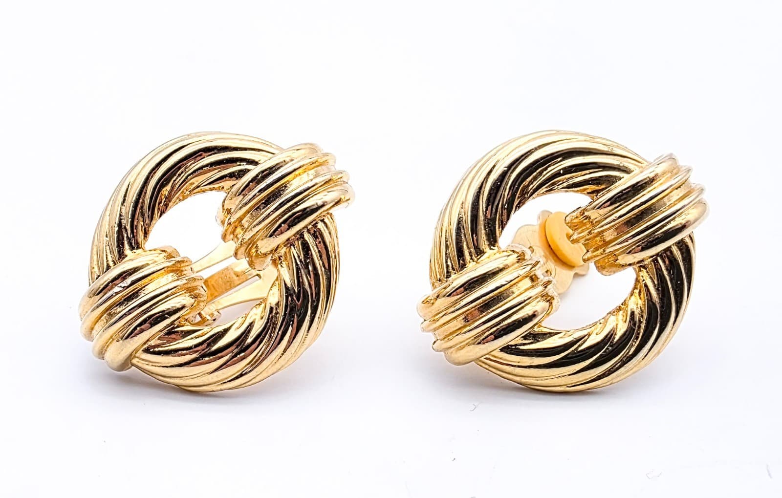 Erwin Pearl Designer Vintage Gold Tone Knot Design Clip-On Earrings - Thumbnail 4