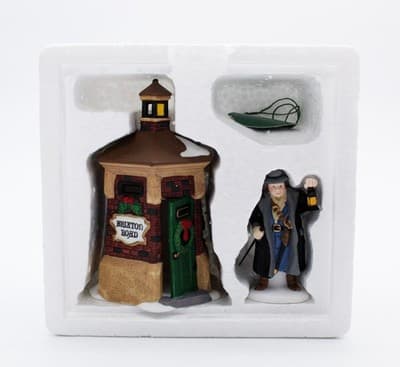 Department 56 Brixton Road Watchman Heritage Village Collection Accessory 2pcs - Thumbnail 3