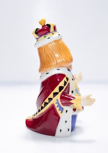 Vtg Department 56 Alice In Wonderland "King Of Hearts" Porcelain Candle Snuffer - Thumbnail 4