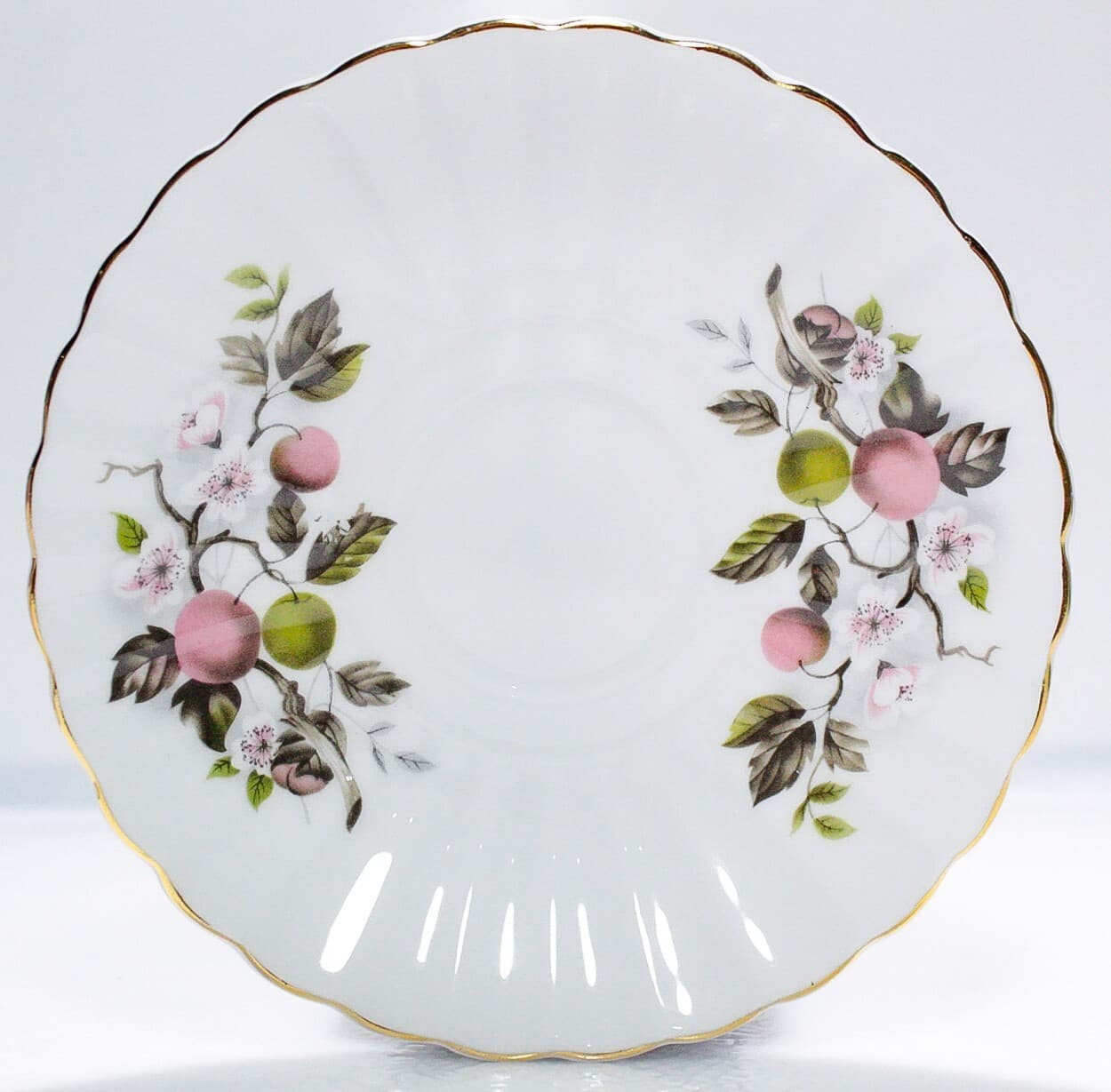 ROYAL TUSCAN Wedgwood D2706 Pattern Fine Bone China Floral Cup & Saucer - Thumbnail 4