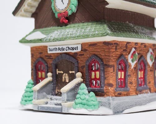 Vintage DEPARTMENT 56 "North Pole Chapel" Porcelain Christmas Village #5626-0 - Thumbnail 5