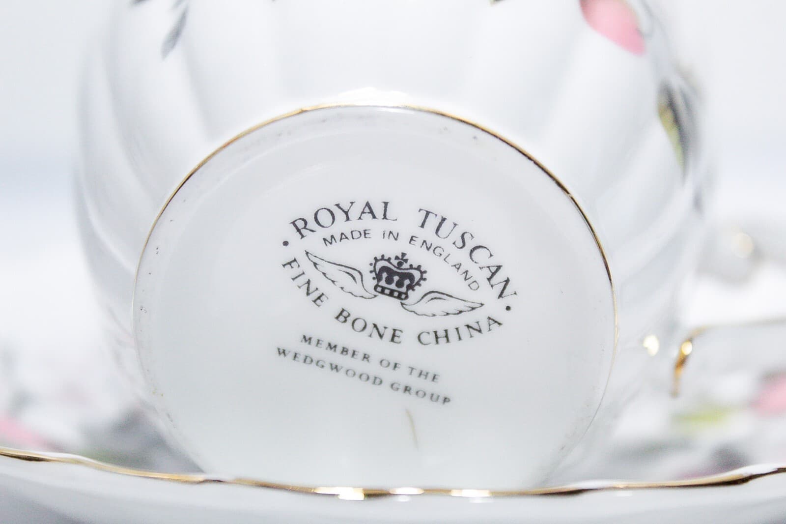 ROYAL TUSCAN Wedgwood D2706 Pattern Fine Bone China Floral Cup & Saucer - Thumbnail 3
