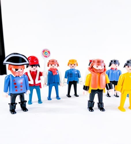 16 Vintage 1974 Geobra Playmobil People Toy Plastic Figures - Thumbnail 2