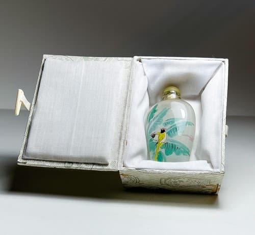 Vintage Antique Chinese Reverse Painted Glass Birds Motif Snuff Bottle in Box - Thumbnail 3