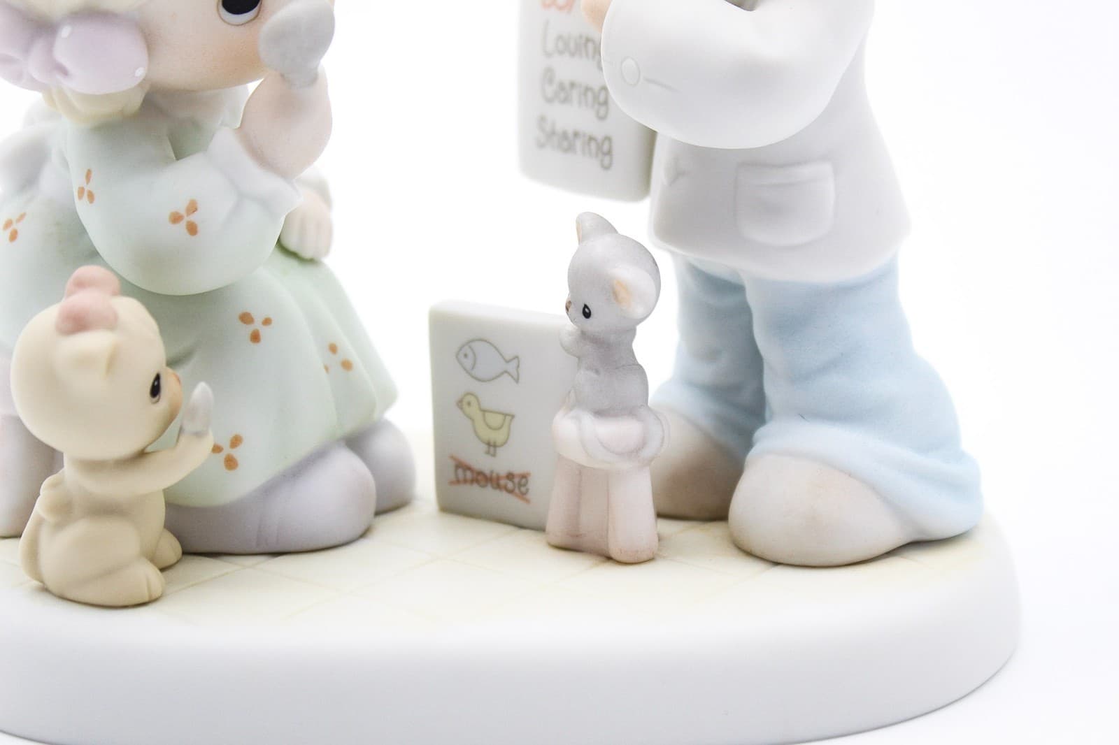 Precious Moments 20 Years And The Vision's Still The Same Figurine 1997 - Thumbnail 5