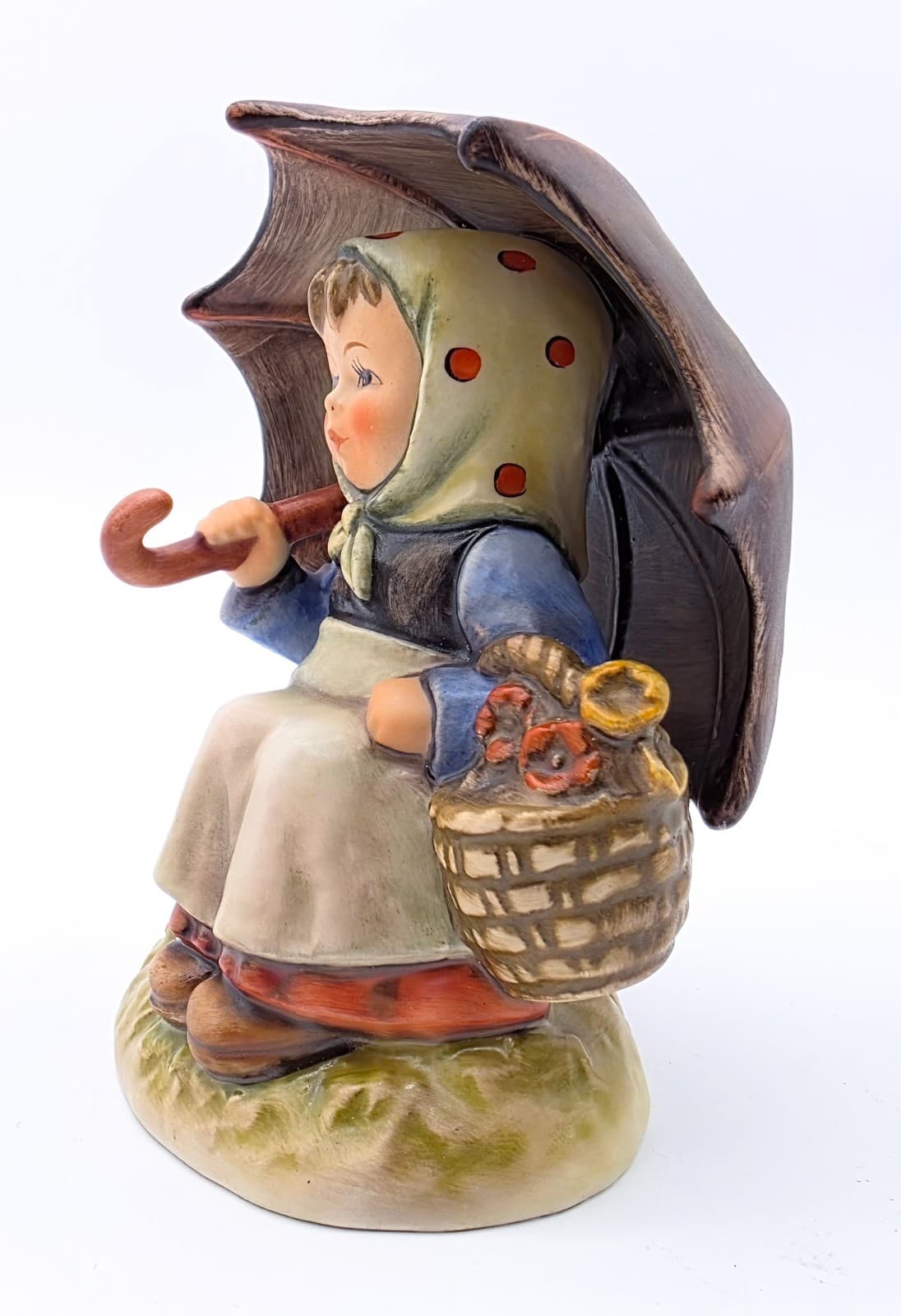 Hummel Goebel Smiling Through W. Germany Porcelain Figurine TMK6 In Box - Thumbnail 4