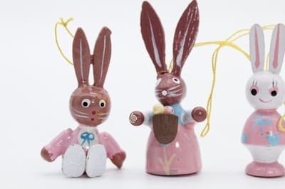 Lot of 4 Vintage Hand Painted Rabbit Bunny Holiday Hanging Ornaments - Thumbnail 4