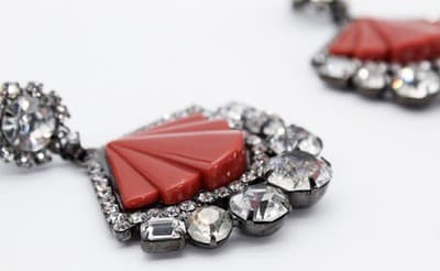 MOANS COUTURE Designer Art Deco Style Rhinestone Red Lucite ClipOn Earrings RARE - Thumbnail 7