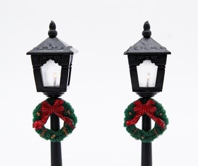 2 Russ Vintage Christmas Village Lamppost With Battery Works In Box Accessories - Thumbnail 7