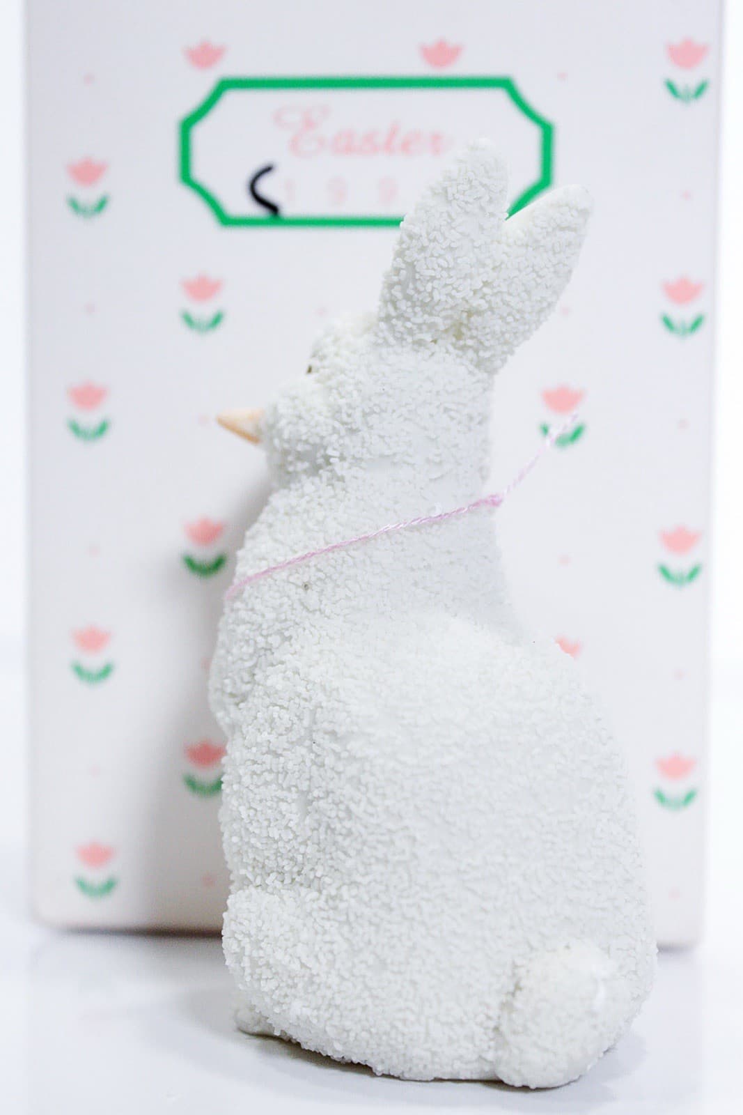 DEPARTMENT 56 Easter Bunny 1996 Holiday Hand Painted Porcelain Figurine In Box - Thumbnail 5
