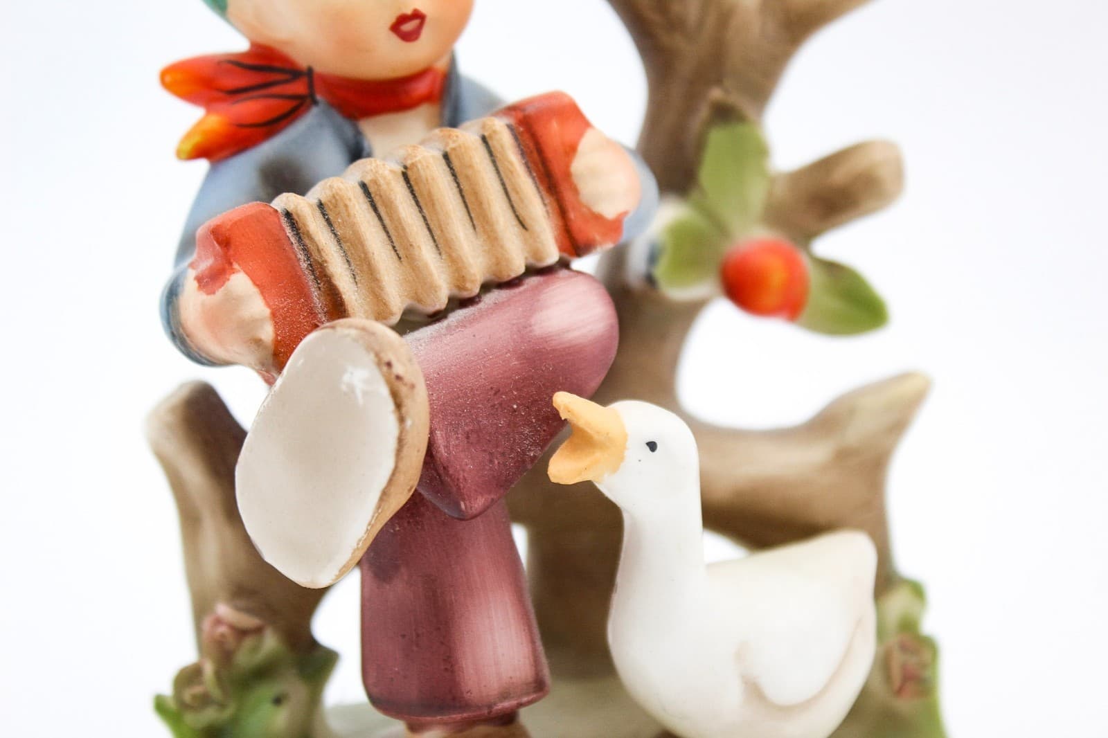 Erich Stauffer Vintage Hand Painted By The Old Apple Tree Porcelain Figure 5.5" - Thumbnail 6