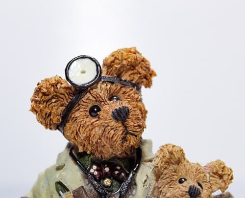 1998 Vintage BOYDS BEARS "Dr. Harrison Griz" #228309 Figurine - Thumbnail 2