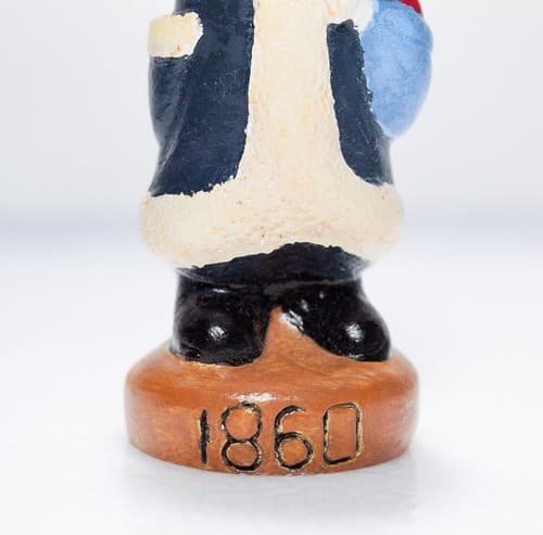 Vintage Dated Hand Painted Santa Claus 1986 Christmas Figurine - Thumbnail 3