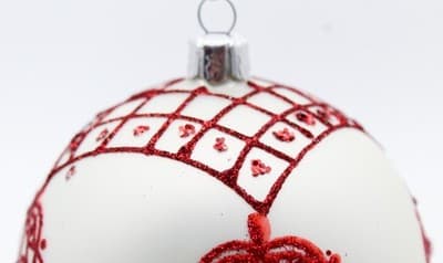Vintage White Frosted Glass Red Mica Embroidery Pattern Christmas Ornament - Thumbnail 3