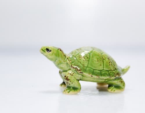 Vintage Josef Originals Miniature Green Turtle Porcelain Glazed Figurine - Thumbnail 3