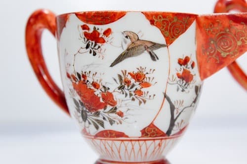 Antique Meiji Period Kutani Japanese Hand painted Sugar Bowl & Creamer Set - Thumbnail 3