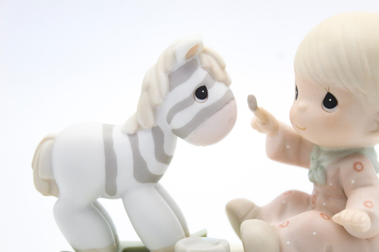 Precious Moments What A Difference You've Made In My Life Figurine 1995 - Thumbnail 5