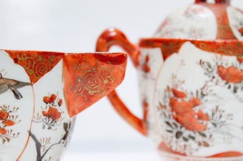 Antique Meiji Period Kutani Japanese Hand painted Sugar Bowl & Creamer Set - Thumbnail 2