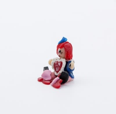 KAREN GIBBS Artisan Dollhouse Miniature Raggedy Ann Doll OOAK - Thumbnail 5