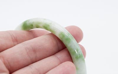 Vintage Chinese White & Green Apple Jade Bangle Bracelet - Thumbnail 2