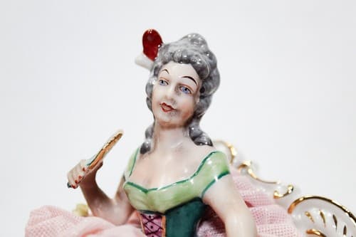 Antique 19th Century Germany Dresden Seated Woman Lace Porcelain Figurine - Thumbnail 2
