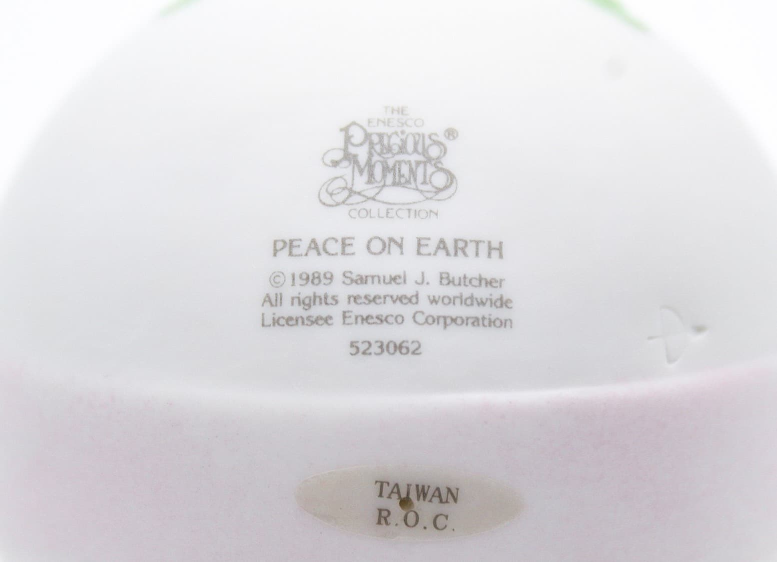 Precious Moments Peace On Earth Enesco Porcelain Ornament 1989 - Thumbnail 5