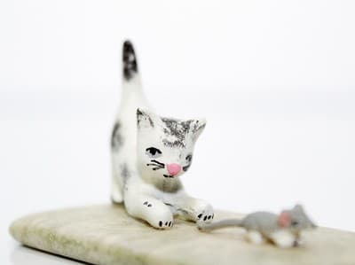 Vintage Metal Hand Painted Enamel Miniature Cat & Mouse On Marble Base - Thumbnail 2