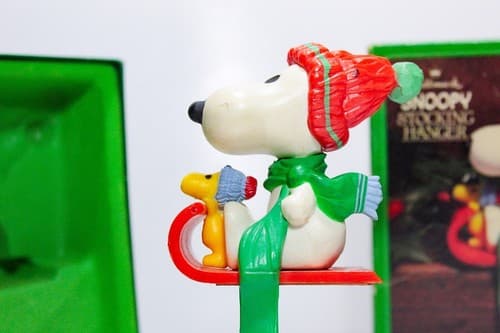 Vintage Hallmark SNOOPY Stocking Hanger Holder Christmas Ornament - Thumbnail 6