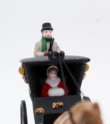 Department 56 Kings Road Cab Heritage Village Collection Accessory Christmas - Thumbnail 4