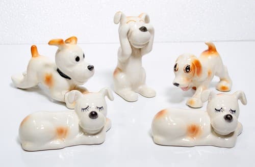Set of 5 Vintage Made In Japan Hallmarked Puppy Dogs Porcelain Figurines RARE - Thumbnail 7