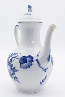 Vintage ROYAL COPENHAGEN 2nd Quality Blue Flower Pattern Porcelain Teapot - Thumbnail 2