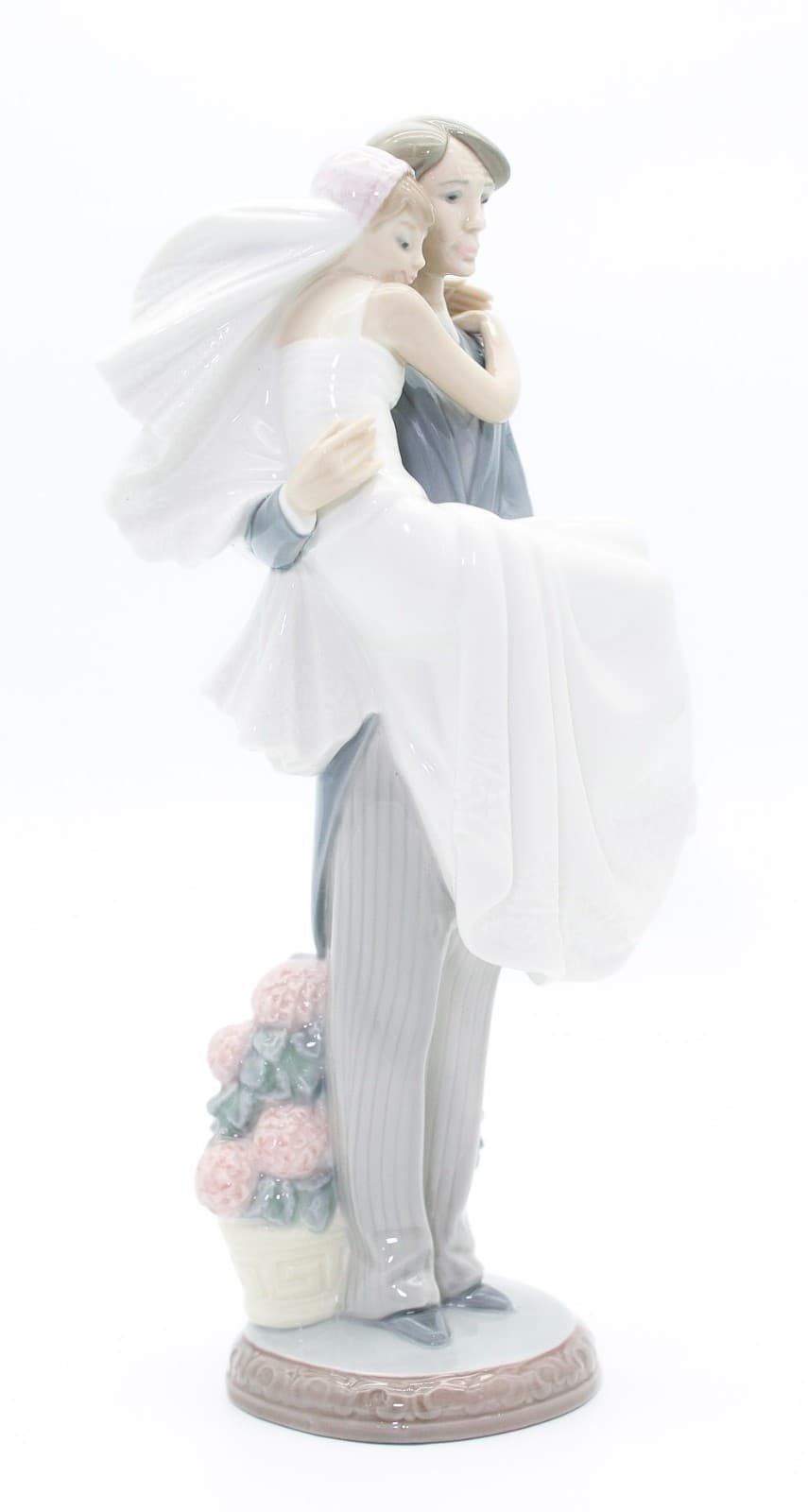 Lladro Over The Threshold #5282 Spain Glazed Porcelain Figure By Juan Huerta - Thumbnail 3