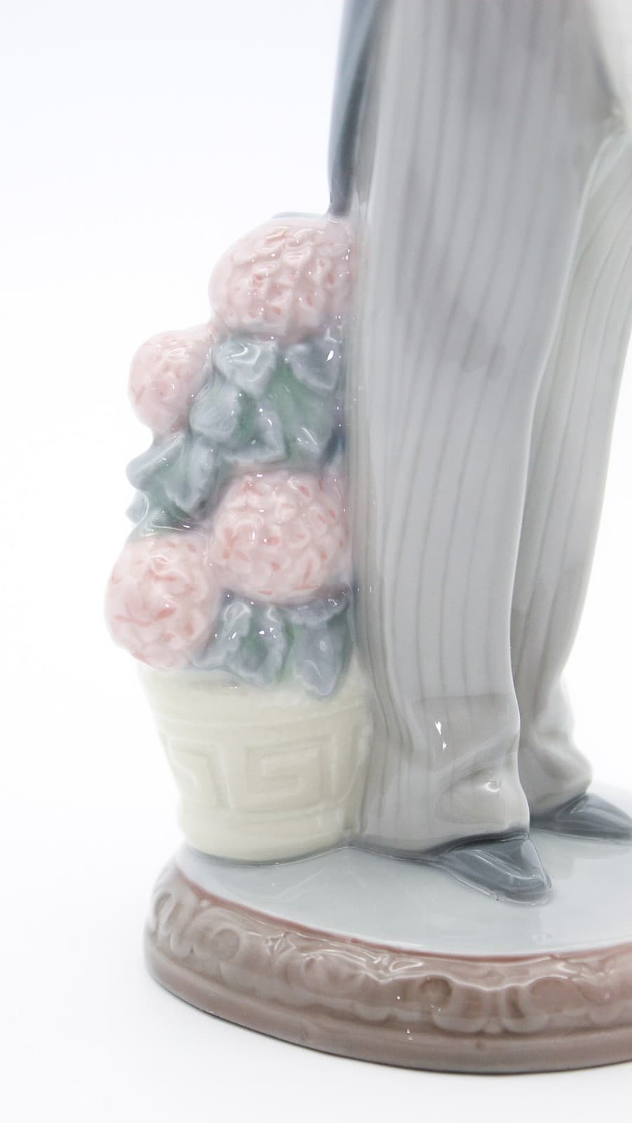 Lladro Over The Threshold #5282 Spain Glazed Porcelain Figure By Juan Huerta - Thumbnail 13