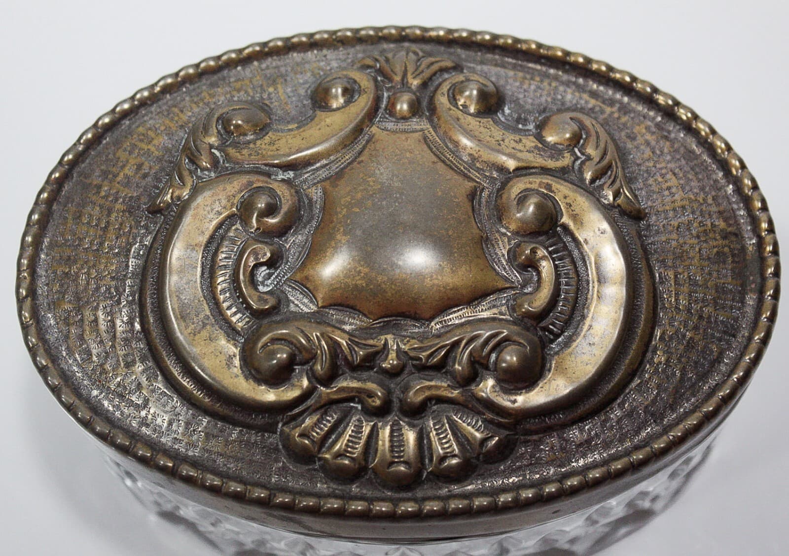 Vintage Silver Cover Cut Crystal Oval Large Vanity Covered Jar Powder Box - Thumbnail 3