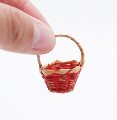 Vintage lot of 4 Dollhouse Miniature Weaved Baskets & Bowl Accessories - Thumbnail 5