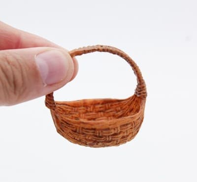 Vintage lot of 4 Dollhouse Miniature Weaved Baskets & Bowl Accessories - Thumbnail 4