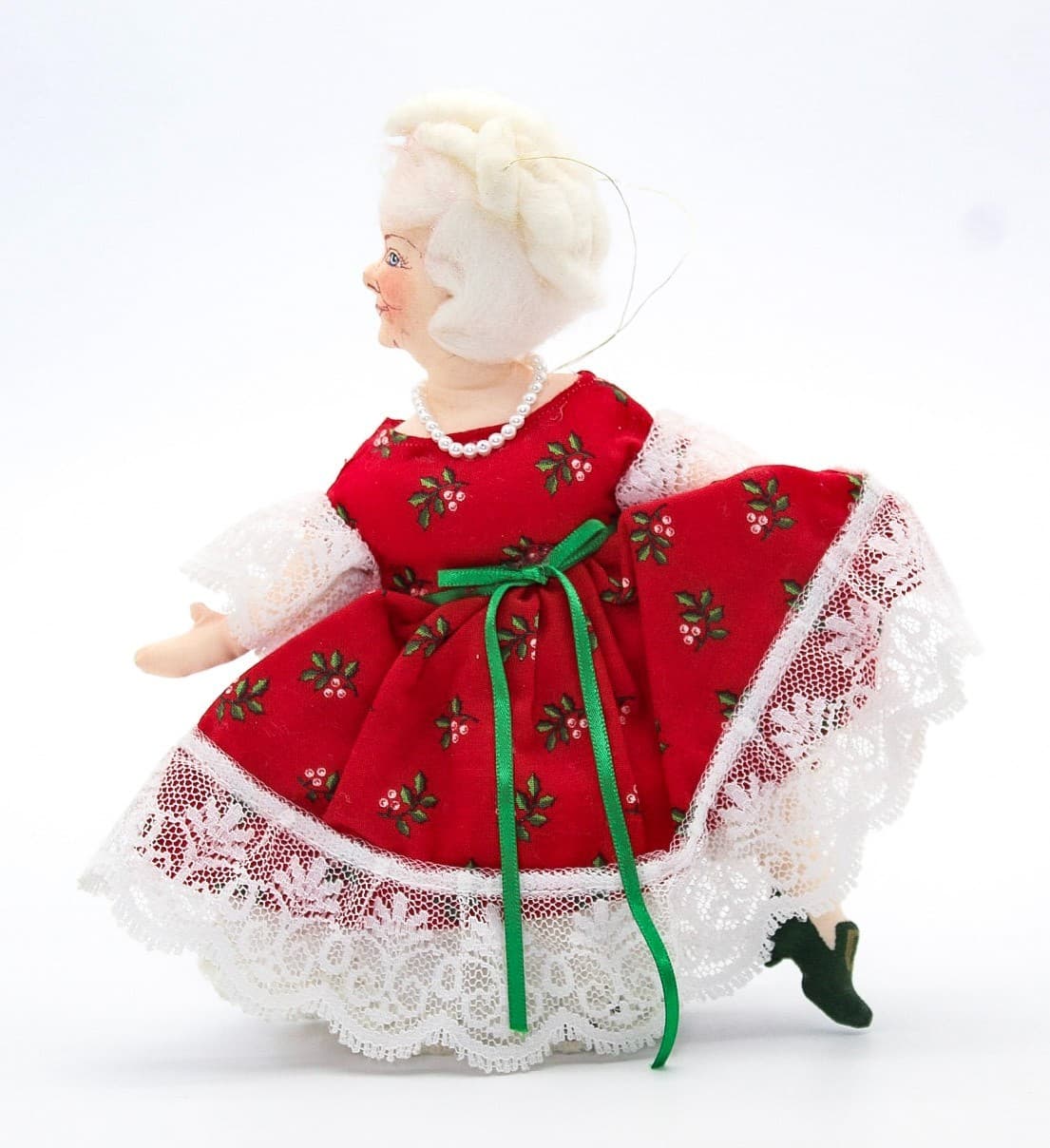 Gladys Boalt 1987 Mrs. Fezziwig Charles Dickens Hand Crafted Christmas Ornament - Thumbnail 8