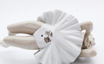 Nao By Lladro Spain Pensive Ballet Dancer Glazed Porcelain Figurine Vintage - Thumbnail 7