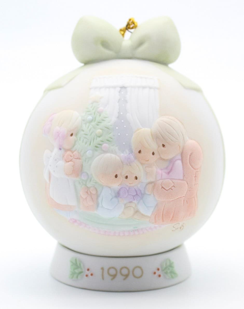 Precious Moments May You Christmas Be A Happy Home Porcelain Ornament 199 - Thumbnail 6