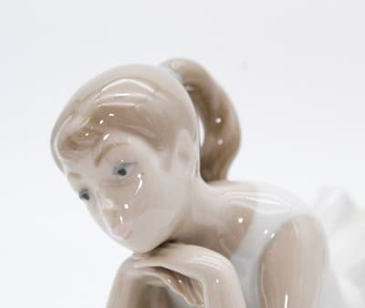 Nao By Lladro Spain Pensive Ballet Dancer Glazed Porcelain Figurine Vintage - Thumbnail 5