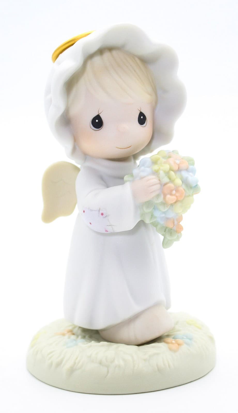 Precious Moments A Bouquet From God's Garden Of Love Porcelain Figurine 1996 - Thumbnail 6
