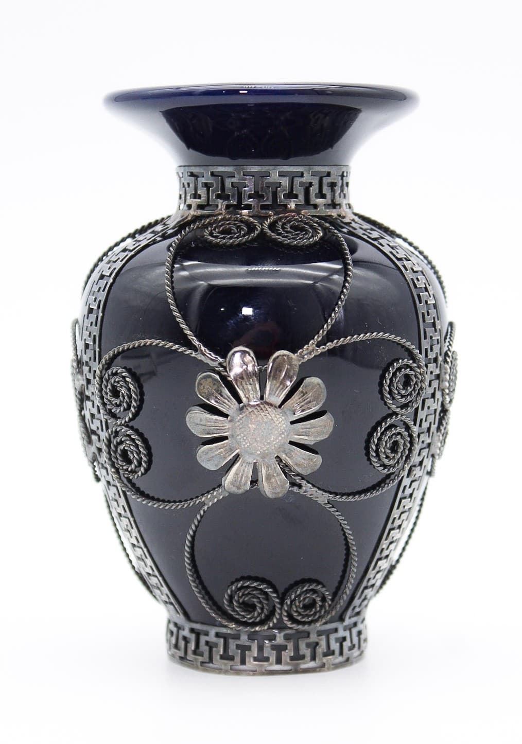 Vintage Cobalt Blue With Ornate Floral Filigree Decor Small Porcelain Bud Vase - Thumbnail 11