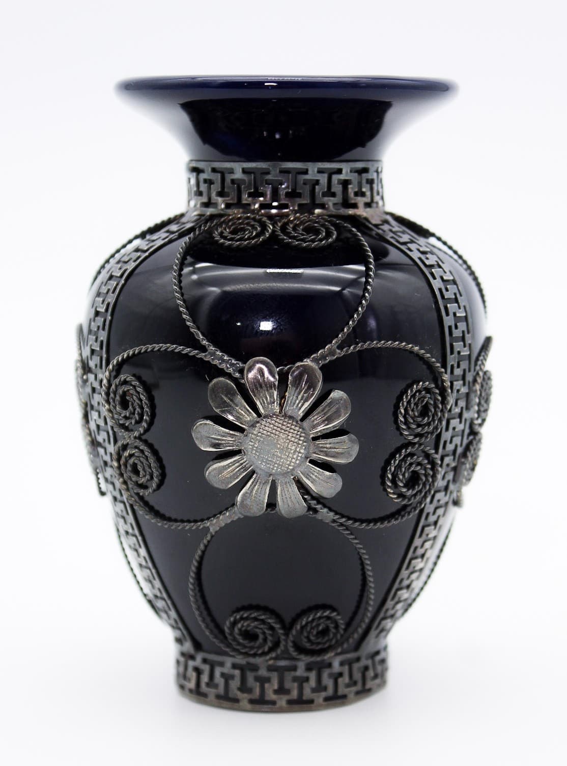 Vintage Cobalt Blue With Ornate Floral Filigree Decor Small Porcelain Bud Vase - Thumbnail 6