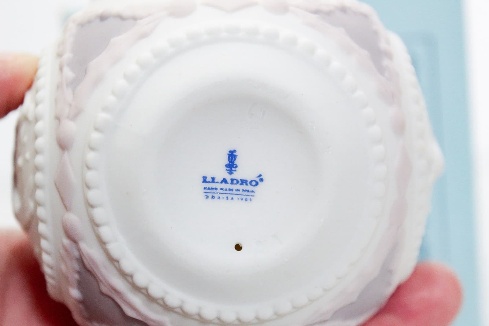 Vintage 1989 LLADRO Spain Matte Porcelain Birds Ball Christmas Ornament In Box - Thumbnail 4